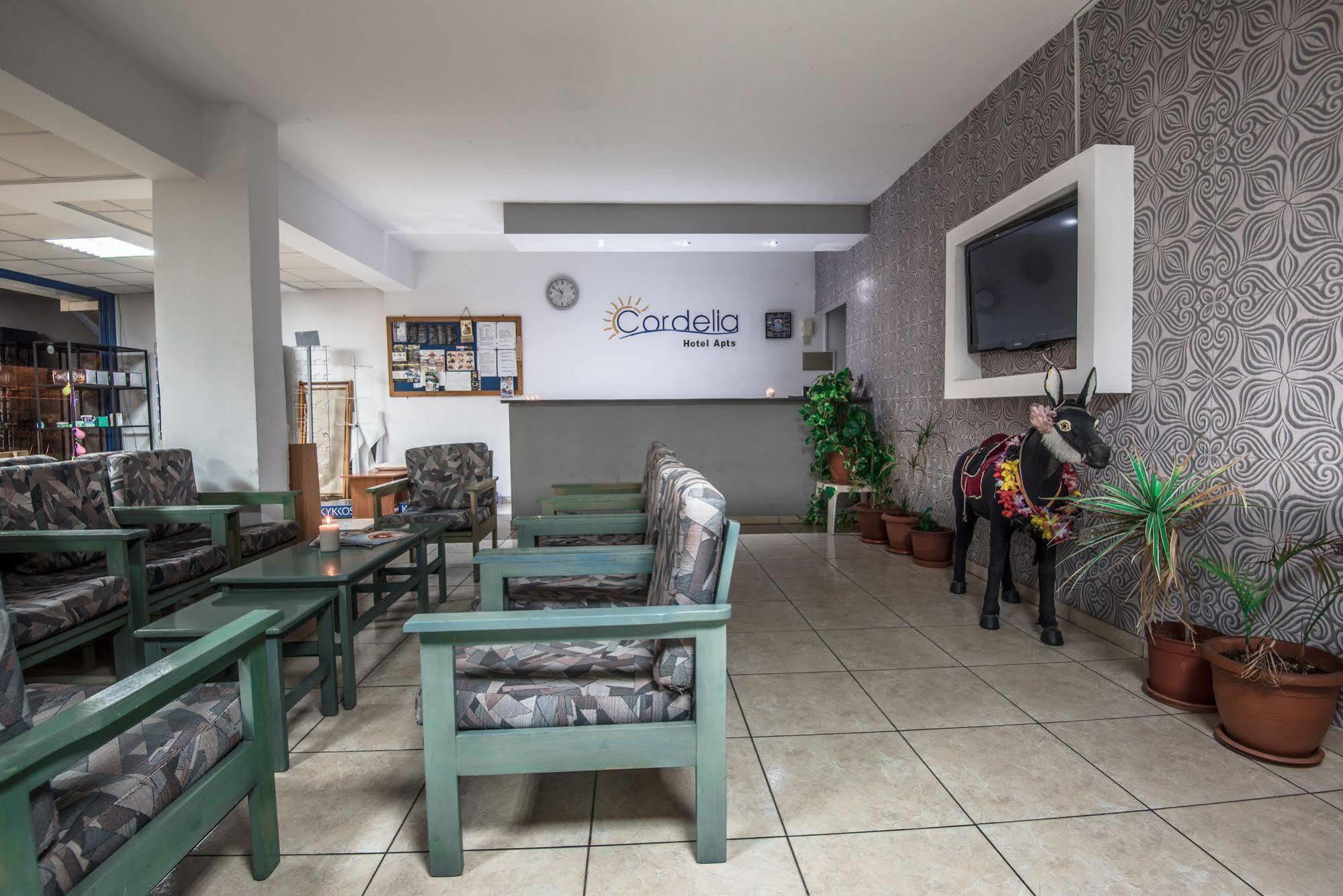 Cordelia Hotel Apartments 아이아 나파 외부 사진